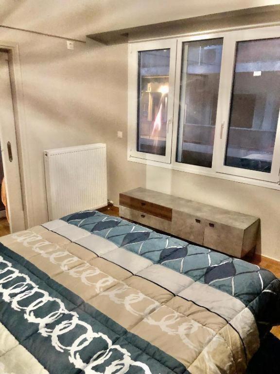 Economy Shared Apartment D In Central Athen Eksteriør bilde