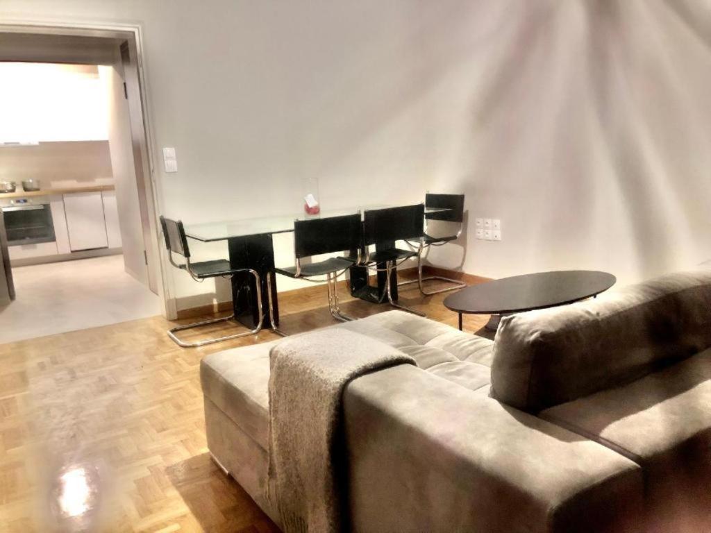 Economy Shared Apartment D In Central Athen Eksteriør bilde